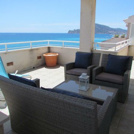 Beach Front Line Penthouse In Алтеа Екстериор снимка